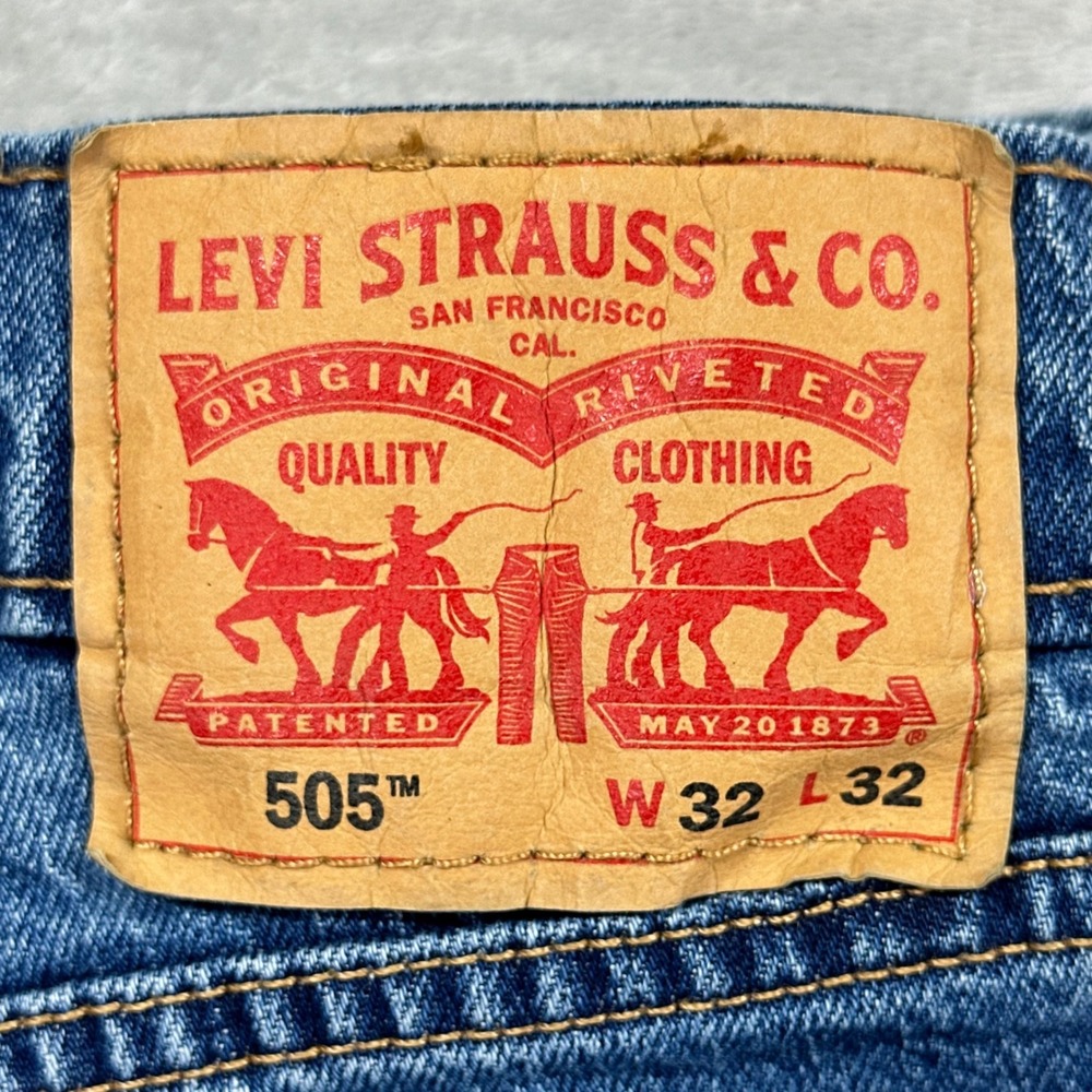 Levi's 505 Regular Fit Jeans Mens 32x32 (Fit 32x31) Blue Medium Wash Straight - Picture 6 of 13
